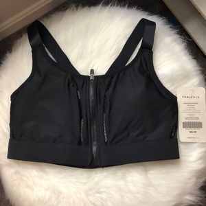 NWT Fabletics sports bra size M